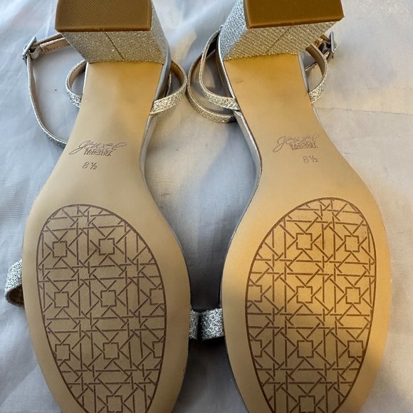 Badgley Mischka Danni Ii Heeled Sandal, Silver Fabric Women Size 8.5 M NEW - Picture 6 of 6